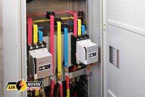 شینههای مسی داخل تابلو چنج آور - نمونه کارهای لیا نوین